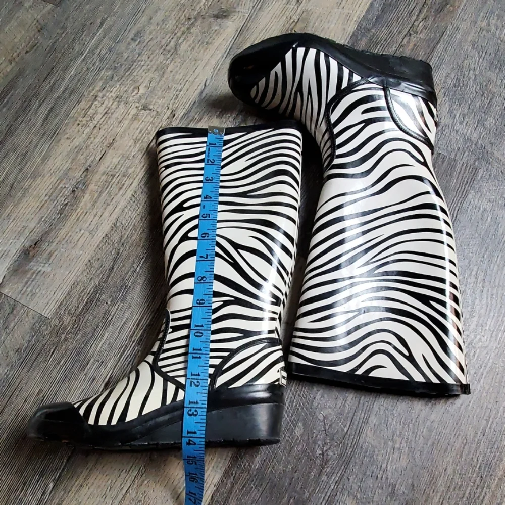Michael Kors zebra rain women wedges boots size 6